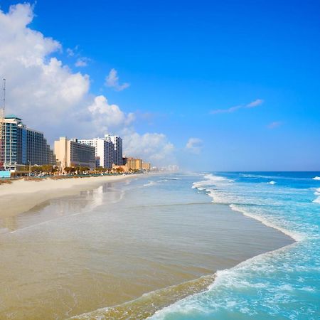 Newly Renovated Oceanfront Studio W/ Balcony - Daytona Beach Lejlighed Eksteriør billede