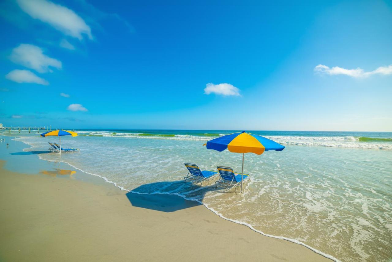 Newly Renovated Oceanfront Studio W/ Balcony - Daytona Beach Lejlighed Eksteriør billede